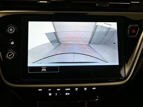 Used 2022 Chevrolet Bolt EUV LT image 20