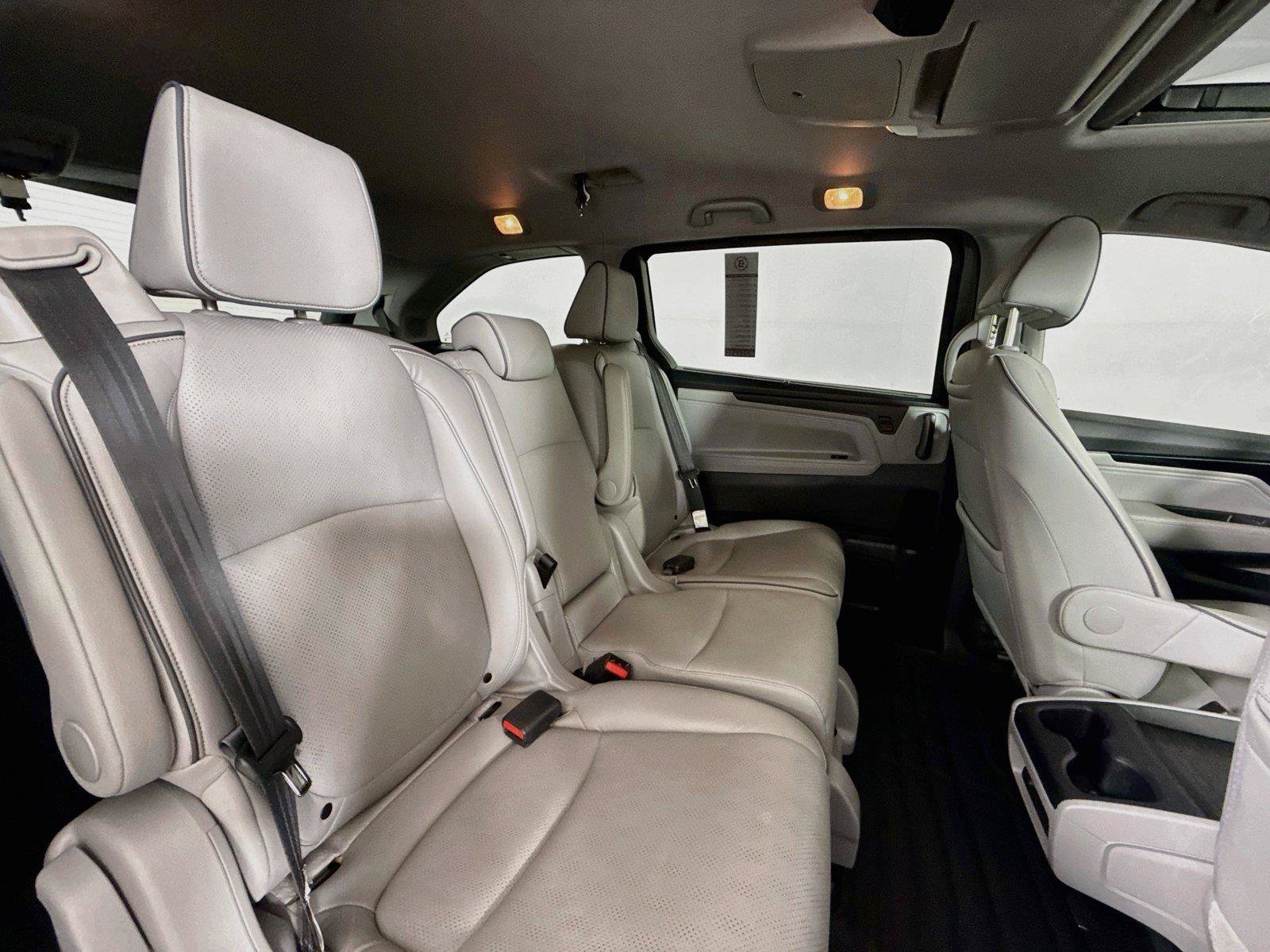Used 2024 Honda Odyssey Elite image 40