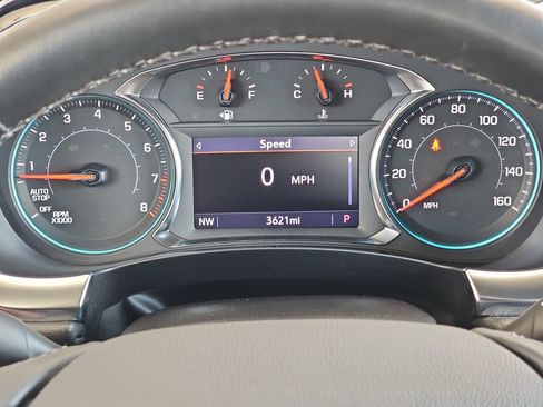 Certified 2023 Chevrolet Traverse LT FWD image 25