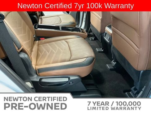 Used 2025 Nissan Pathfinder Platinum FWD image 20
