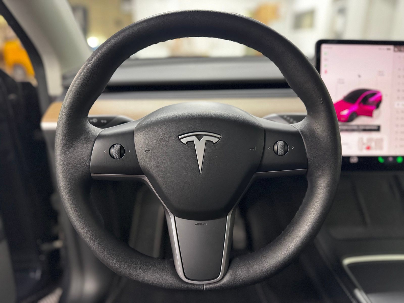 Used 2022 Tesla Model Y Long Range AWD/4WD image 18