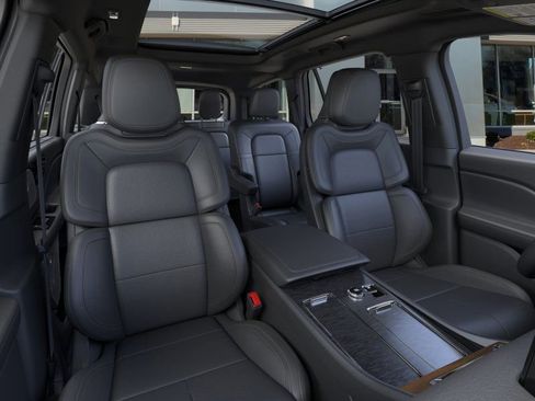 New 2025 Lincoln Aviator Reserve w/ Equipment Group 201A image 10