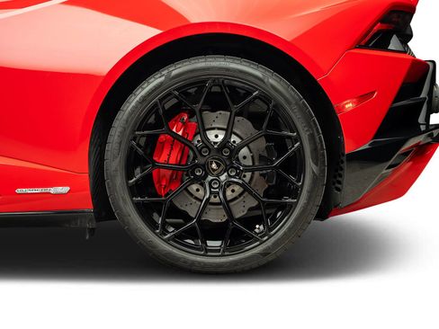 Used 2020 Lamborghini Huracan EVO RWD image 23