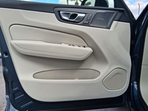 New 2026 Volvo XC60 B5 Ultra w/ Protection Package Premier AWD/4WD image 14