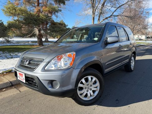 Used 2005 Honda CR-V EX image 1