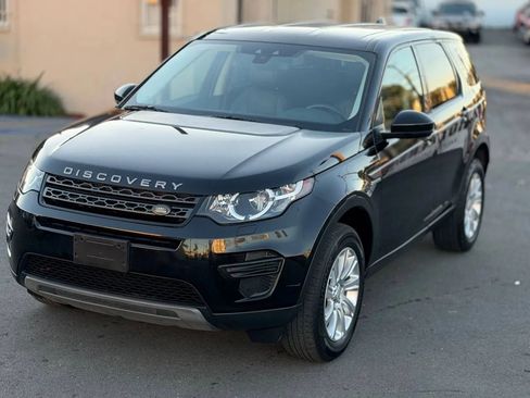 Used 2018 Land Rover Discovery Sport SE image 7