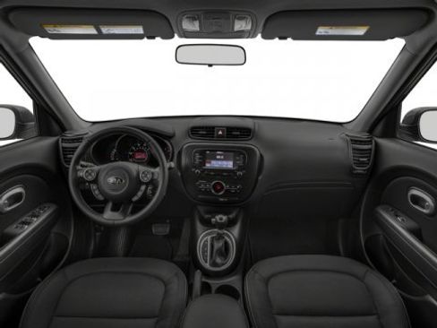 Used 2018 Kia Soul + image 11