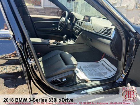 Used 2018 BMW 330i xDrive Sedan AWD/4WD image 12