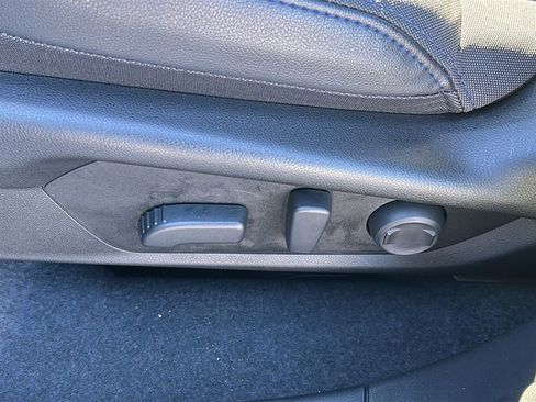 Certified 2025 Subaru Forester Premium image 11