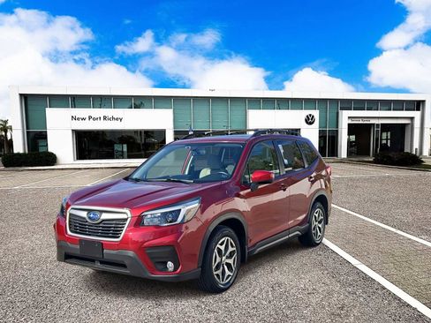 Used 2021 Subaru Forester Premium w/ Popular Package #1 image 4