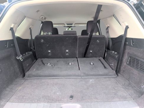 Used 2022 Nissan Pathfinder SV FWD image 5