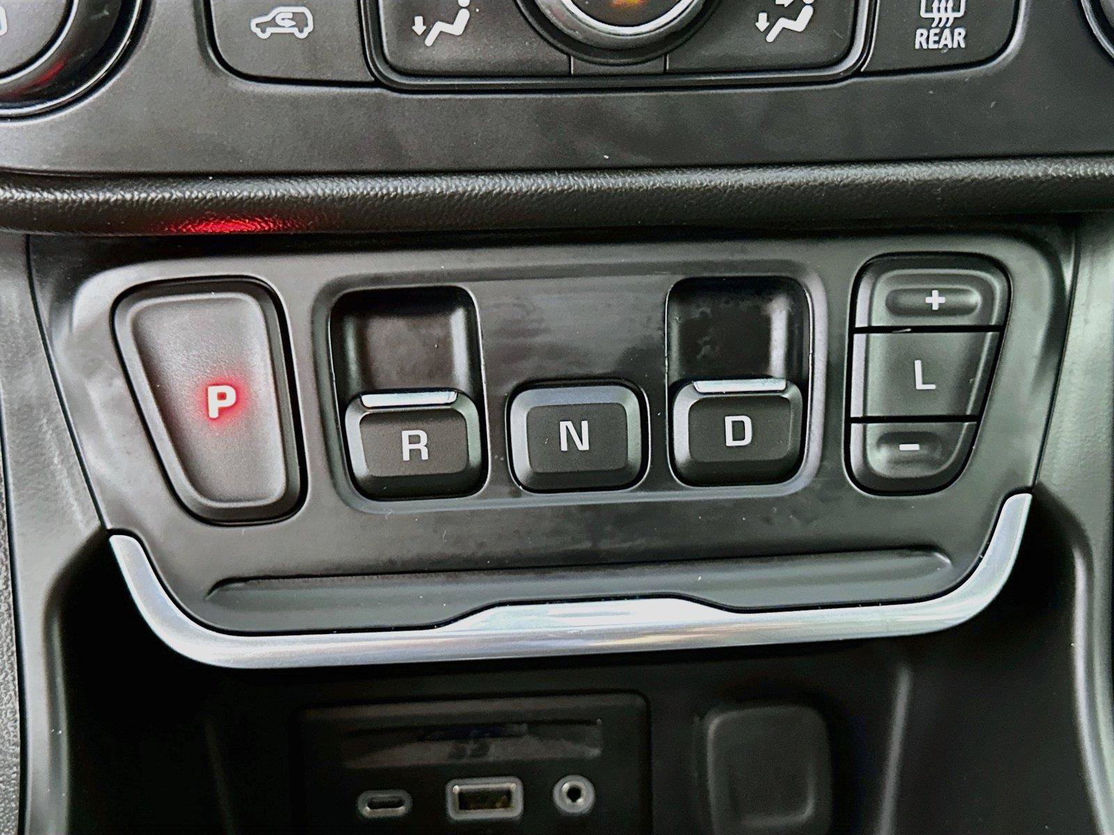 Used 2019 GMC Terrain SLT AWD/4WD image 15