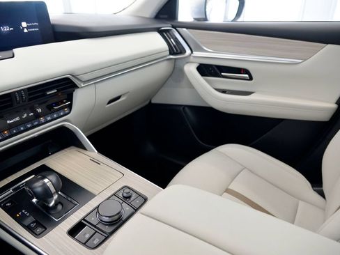 Certified 2024 MAZDA CX-90 Plug-In Hybrid w/ Premium Plus AWD/4WD image 26