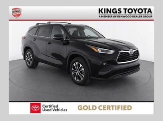 Used 2023 Toyota Highlander XLE AWD/4WD video 1
