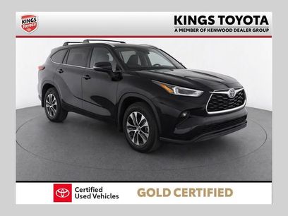 Used 2023 Toyota Highlander XLE