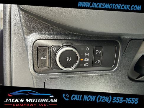 Used 2025 Ford Explorer Active w/ Active Comfort Package AWD/4WD image 22