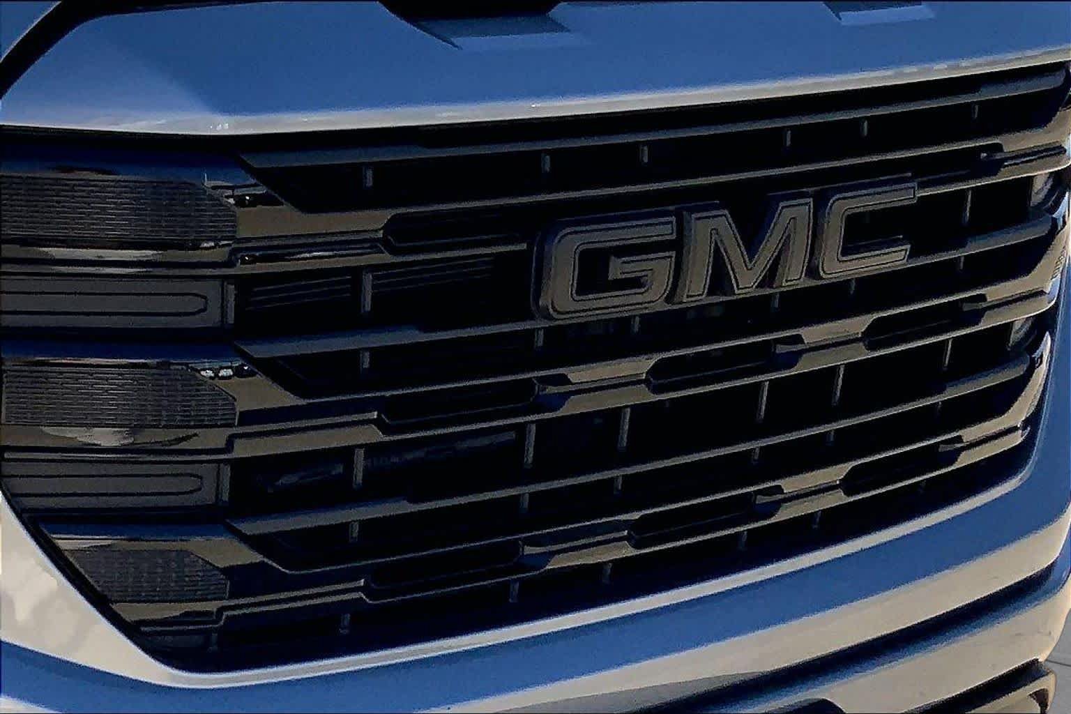 Certified 2025 GMC Sierra 1500 Elevation AWD/4WD image 29