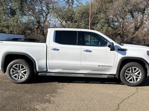Used 2021 GMC Sierra 1500 SLT image 4