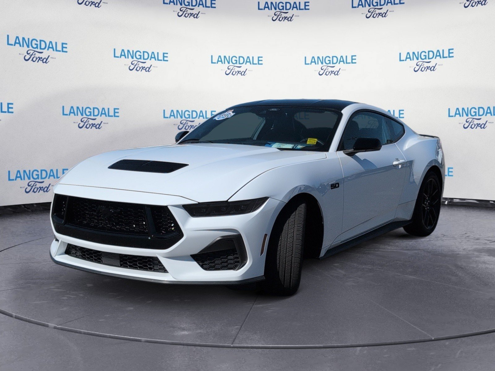 Used 2024 Ford Mustang GT Premium RWD image 10