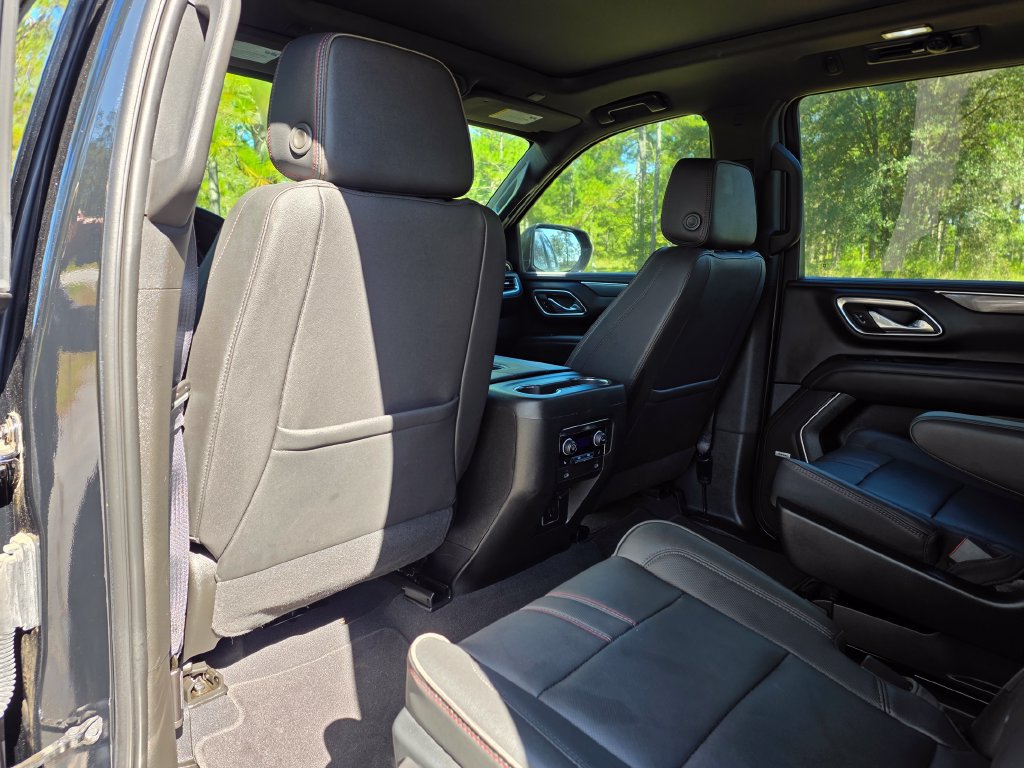 Used 2023 Chevrolet Tahoe RST w/ Luxury Package RWD image 16