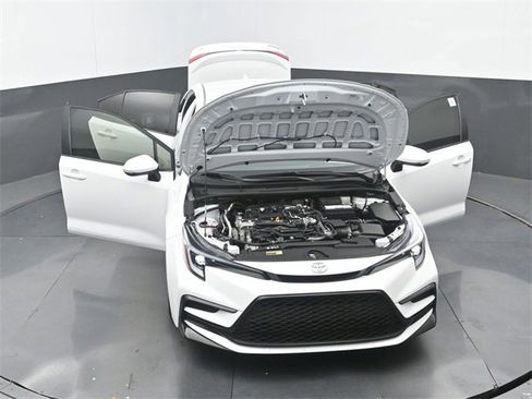 Used 2024 Toyota Corolla SE image 34