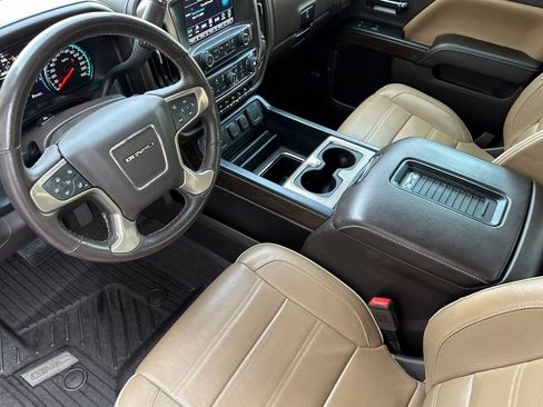 Used 2017 GMC Sierra 1500 Denali RWD image 10