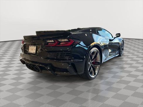 Used 2025 Chevrolet Corvette Z06 w/ Stealth Interior Trim Package image 4