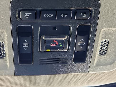 Used 2023 Toyota Camry XSE image 17