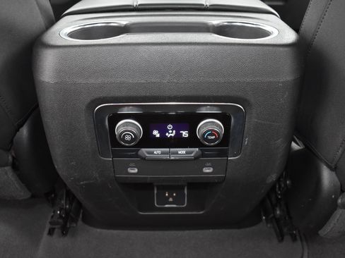 Used 2023 Chevrolet Tahoe LT image 18