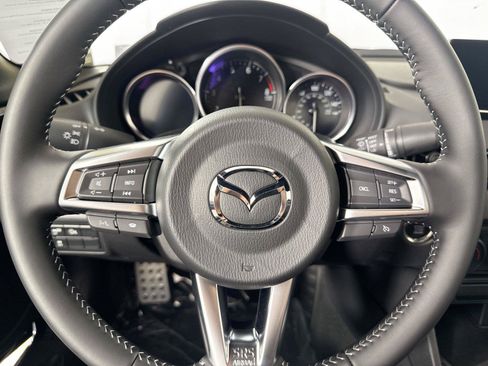 New 2026 MAZDA MX-5 Miata Club w/ Interior Package RWD image 16