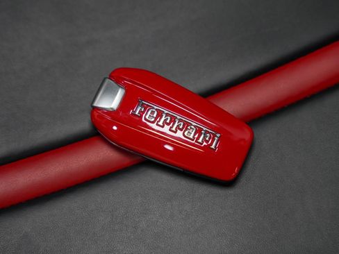 Used 2022 Ferrari F8 Tributo image 57