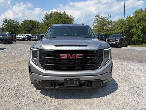 Used 2024 GMC Sierra 1500 Elevation w/ Elevation Premium Package AWD/4WD image 17