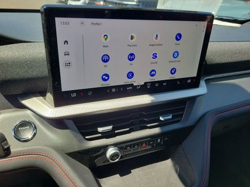 Used 2026 Ford Explorer ST-Line w/ ST-Line Street Pack image 7