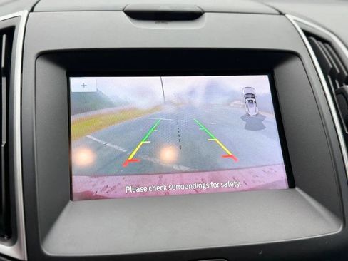 Used 2017 Ford Edge SEL w/ Equipment Group 201A image 18