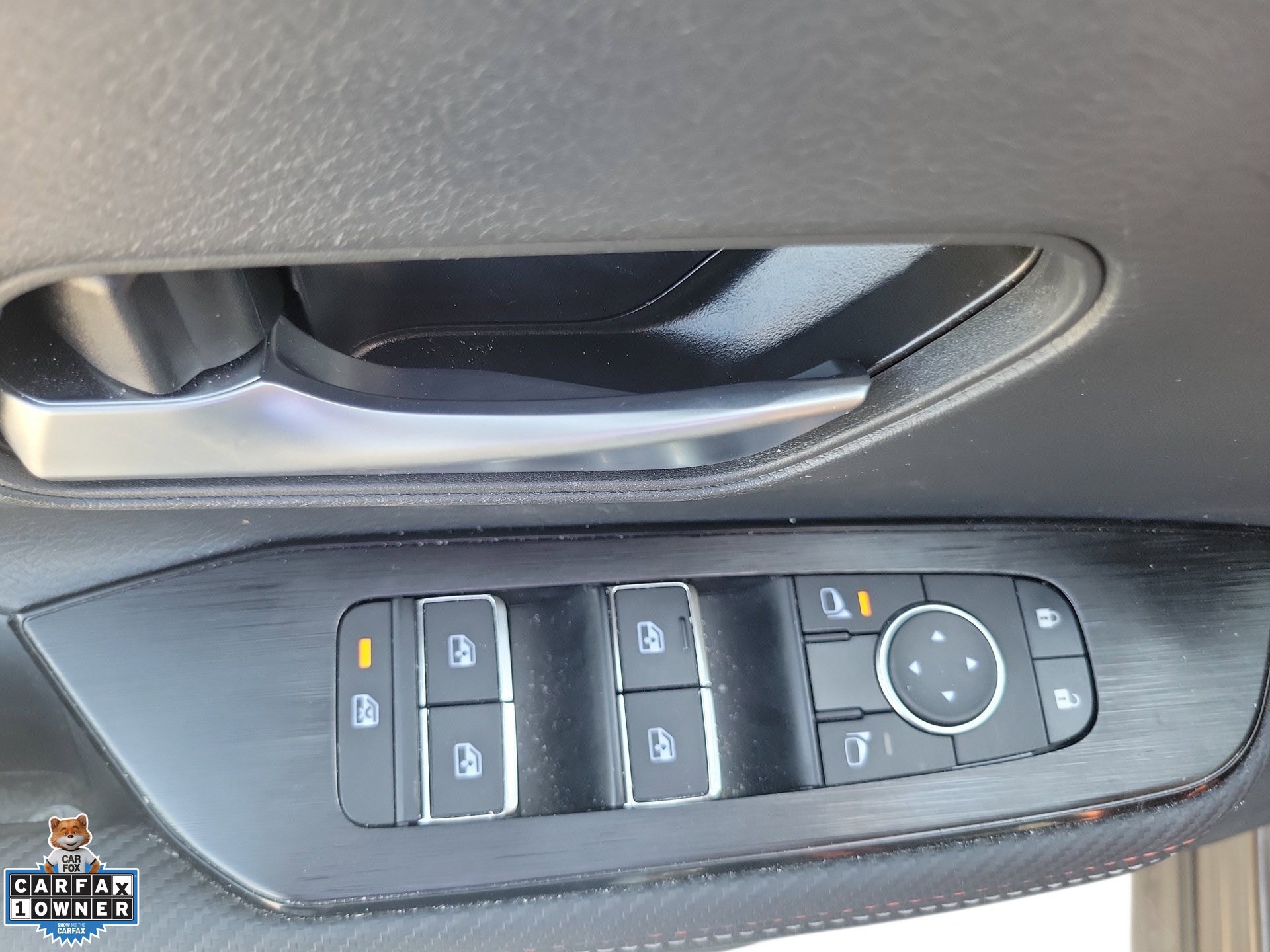 Used 2026 Nissan Kicks SR FWD image 16