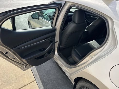New 2026 MAZDA MAZDA3 s FWD image 21