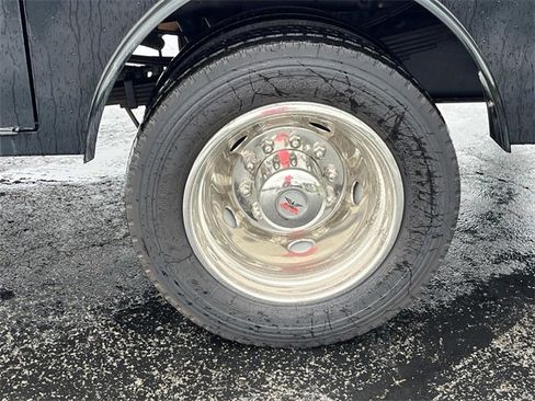 Used 2020 RAM 5500 Tradesman w/ Chrome Appearance Group image 13