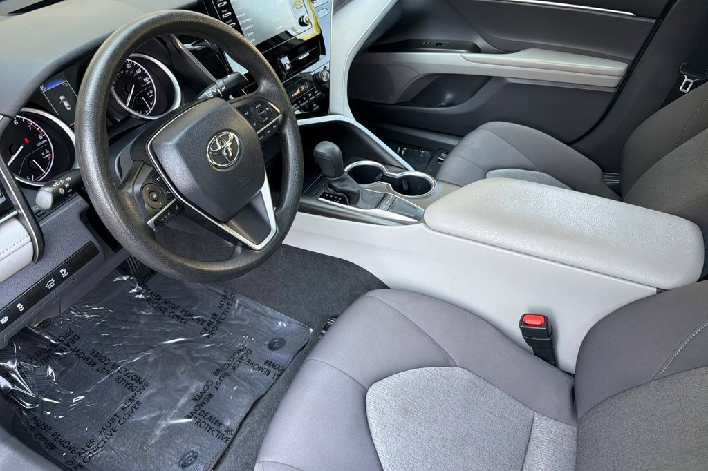 Used 2023 Toyota Camry LE FWD image 7
