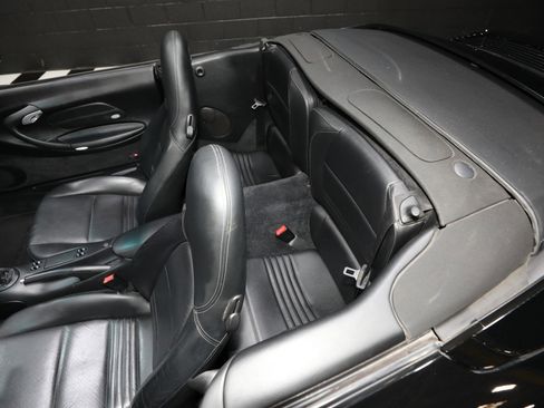 Used 2003 Porsche 911 Carrera 4 AWD/4WD image 4