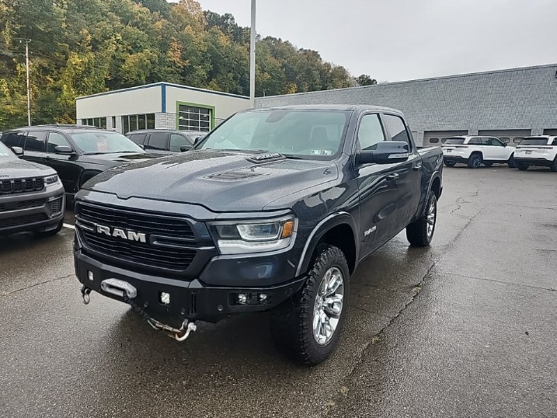 Used 2019 RAM 1500 Laramie w/ Sport Appearance Package AWD/4WD image 3