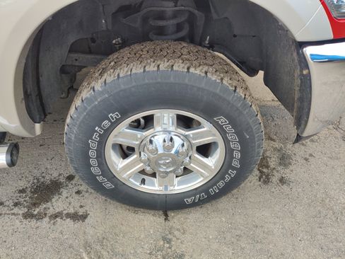 Used 2011 RAM 2500 Laramie w/ Cold Weather Group image 3