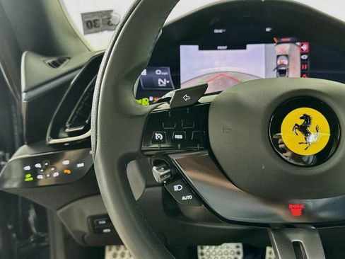 Used 2025 Ferrari Roma Spider RWD image 19