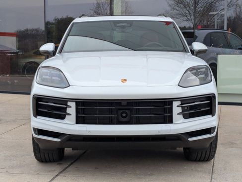 New 2026 Porsche Cayenne image 6