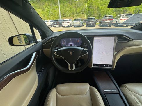 Used 2016 Tesla Model X Performance image 52