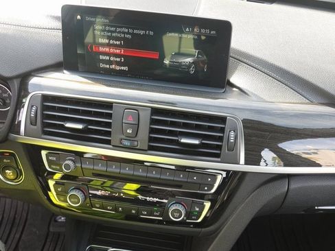 Used 2018 BMW 330i xDrive 330i xDrive image 6