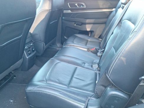 Used 2019 Ford Explorer Limited w/ Class III Trailer Tow Package image 18