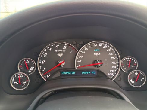 Used 2013 Chevrolet Corvette Grand Sport w/ 3LT Preferred Equipment Group image 30