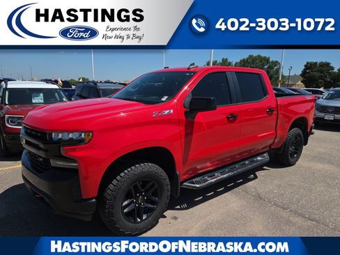 Used 2019 Chevrolet Silverado 1500 LT Trail Boss AWD/4WD image 1
