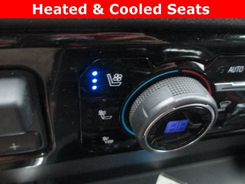 Used 2023 Chevrolet Silverado 1500 LTZ image 14