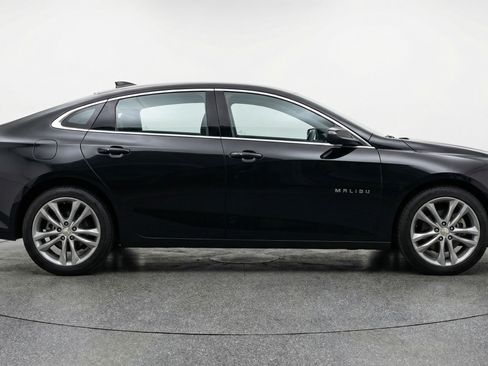 Used 2024 Chevrolet Malibu LT image 11